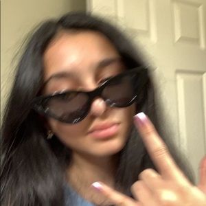 Meet your Posher, Shailee